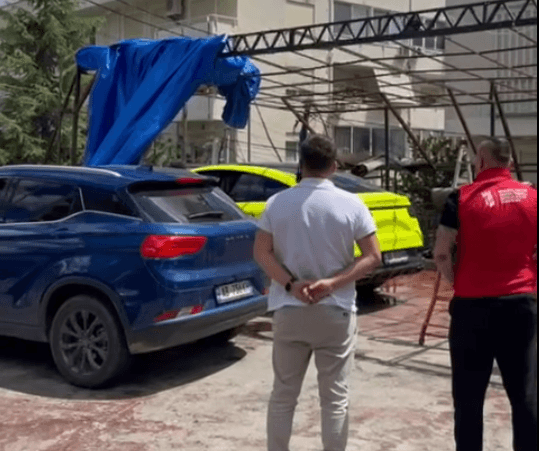 Rama ultimatum autolarjeve: Hiqni vetë ose paguani gjobë (VIDEO)