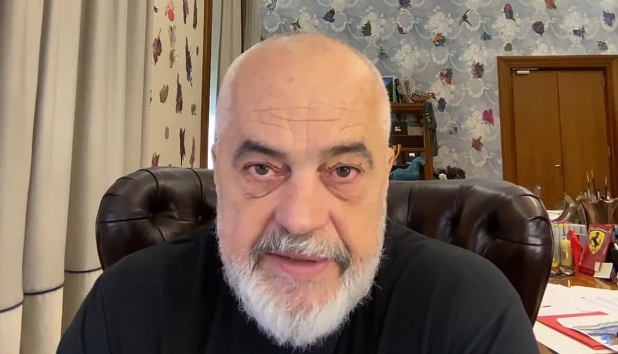 "Na çlironi hapësirat publike", Rama: Ishte kërkesë e komunitetit