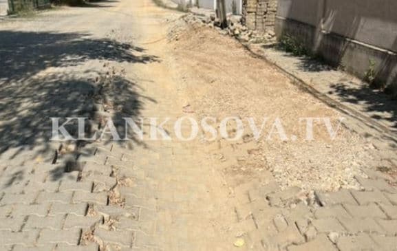 Prishtinasi ankohet për gjendjen e rëndë të rrugëve