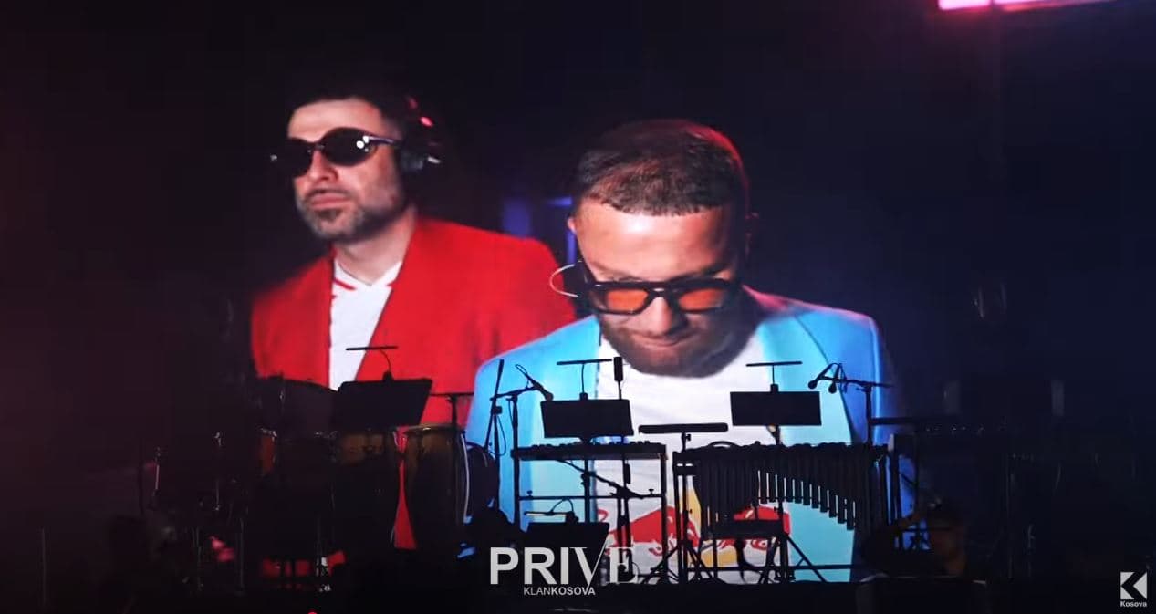 Prapaskenat e koncertit të Mc Kreshës dhe Lyrical Son (VIDEO)