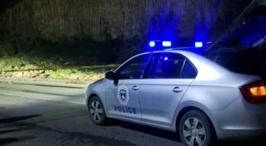 Të shtëna me armë zjarri afër një shtëpie në Skenderaj, nuk raportohet për të lënduar