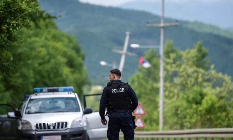 S’respektuan urdhrat e policisë, arrestohen gjashtë persona në veri