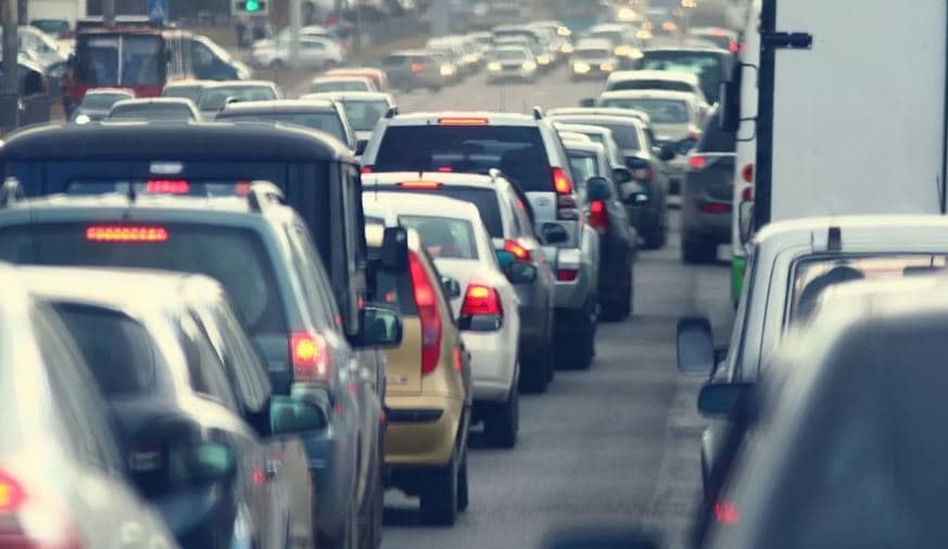 Ndotja e ajrit rrit rrezikun e tumoreve jo kancerogjene të trurit, zbulon studimi
