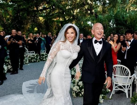 Lauren Sanchez zbulon fustanin e nusërisë që u qep për 900 orë