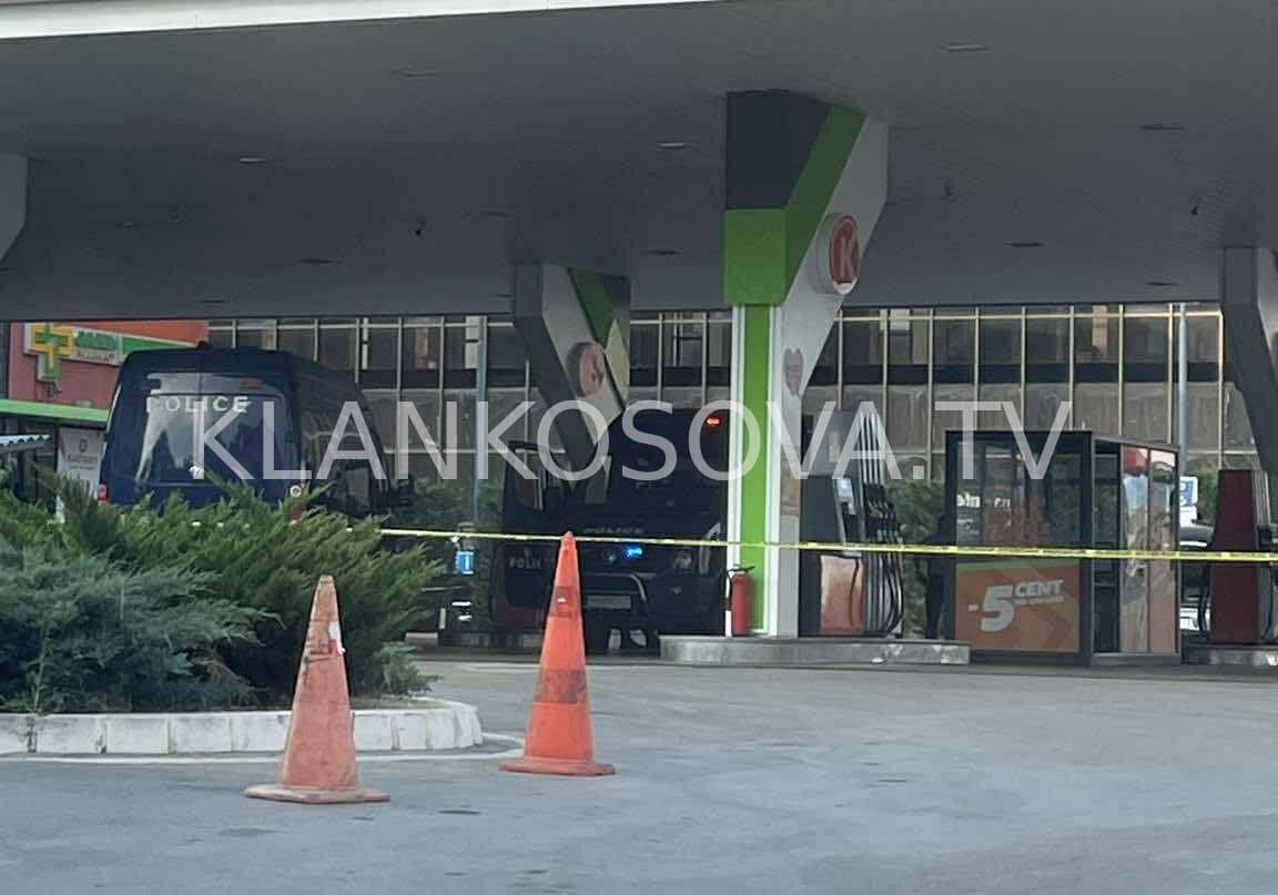 Kjo është vetura në të cilën dyshohet se ka mjet shpërthyes (FOTO)
