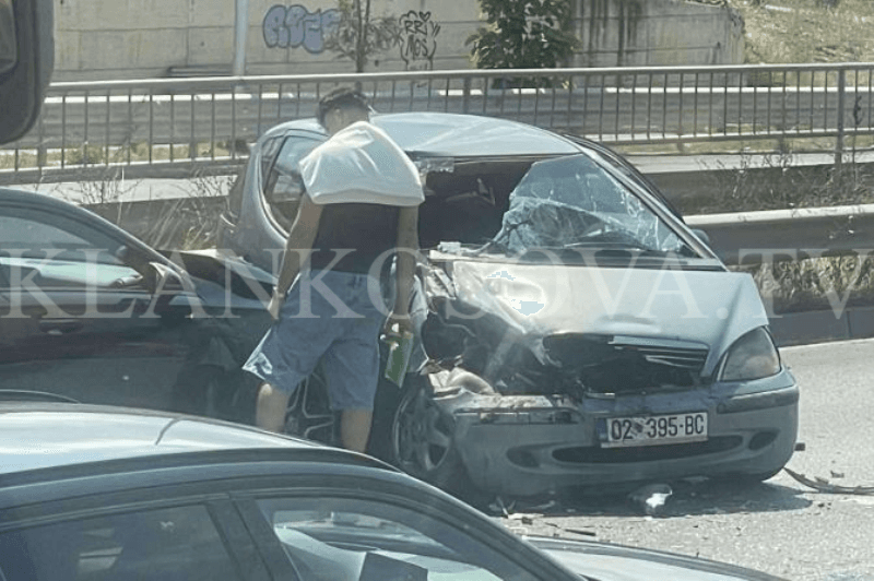 Aksident trafiku në Veternik, shkaktohen kolona të gjata