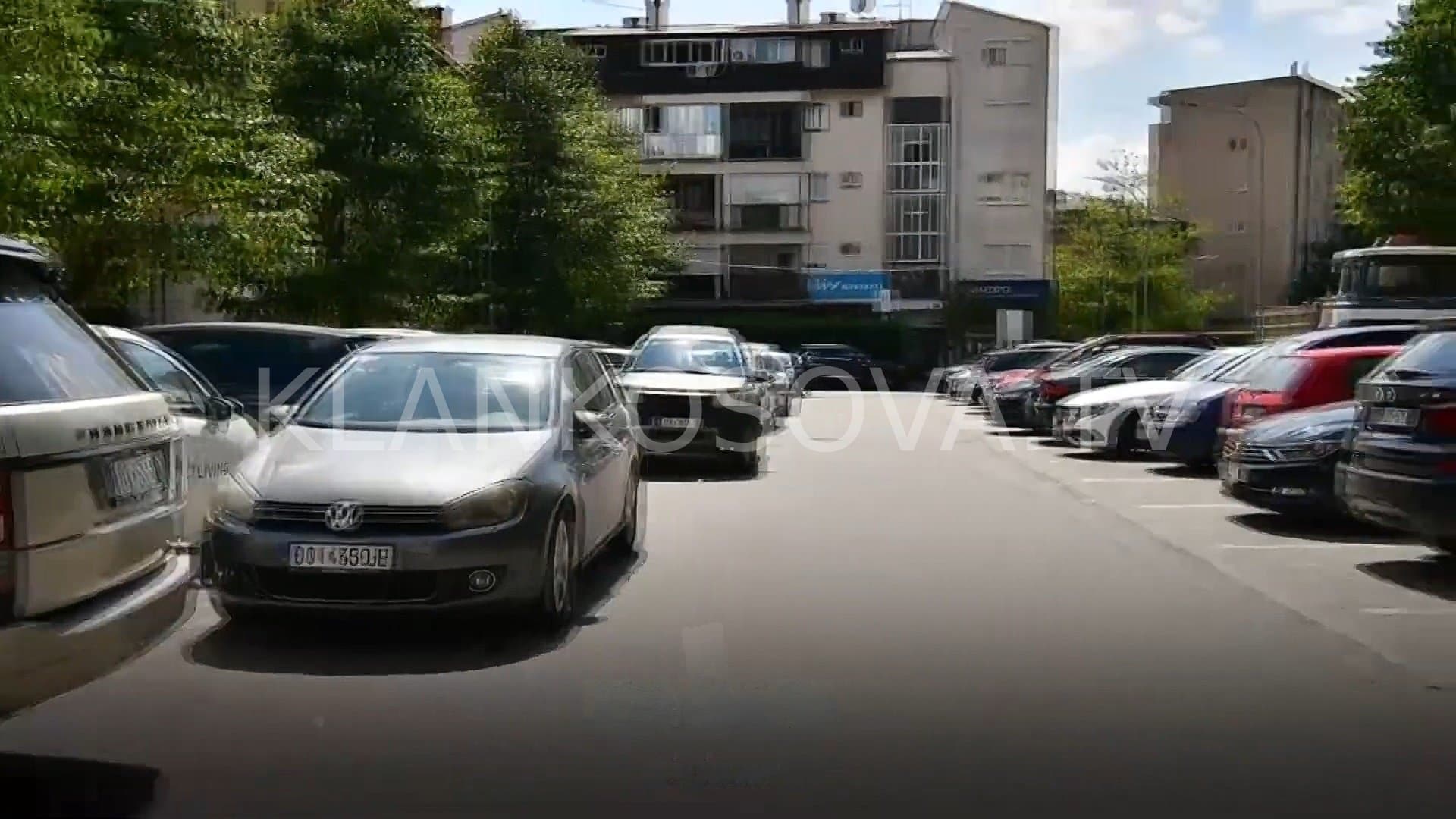 E mitura raporton në polici se një burrë bëri veprime të pahijshme para saj