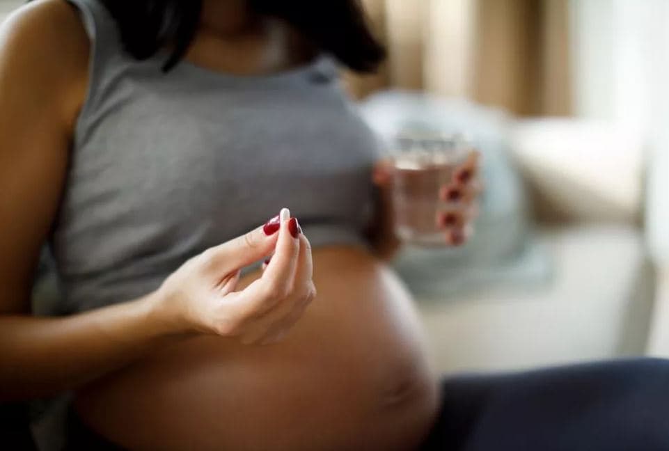 Shkenctarët i paralajmërojnë disa njerëz të mos marrin shpesh paracetamol