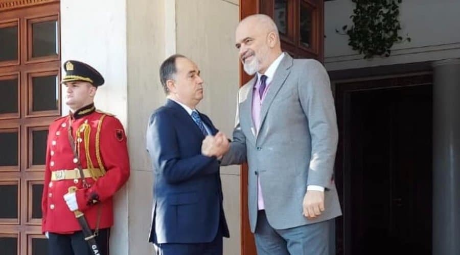 Begaj pret kryeministrin Rama në Presidencë për mandatimin e qeverisë
