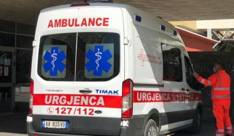 Kamëz: Familjarët gjejnë pa shenja jete në banesë 38-vjeçarin