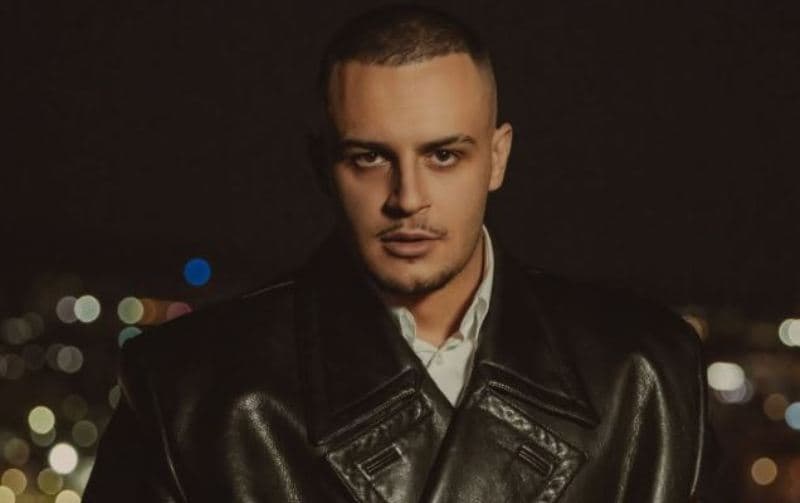 Don Xhoni tregon se kur publikohet kënga e tij e re