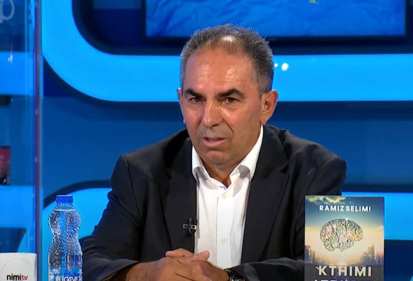 Promovohet romani “Shpirti i plagosur” i autorit Ramiz Selimi (VIDEO)
