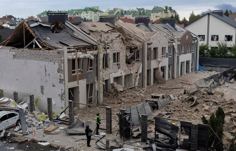 Më shumë se 70 persona të plagosur pas qëllimit të gati 600 dronëve shpërthyes në Ukrainës