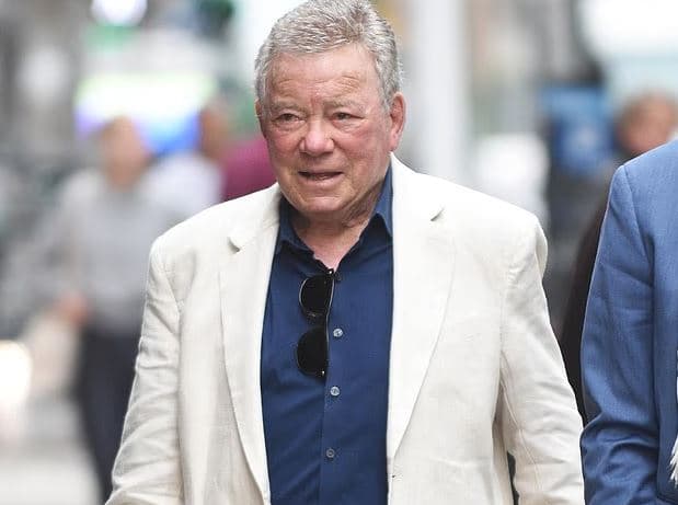 Legjenda e “Star Trek” dërgohet me urgjencë në spital