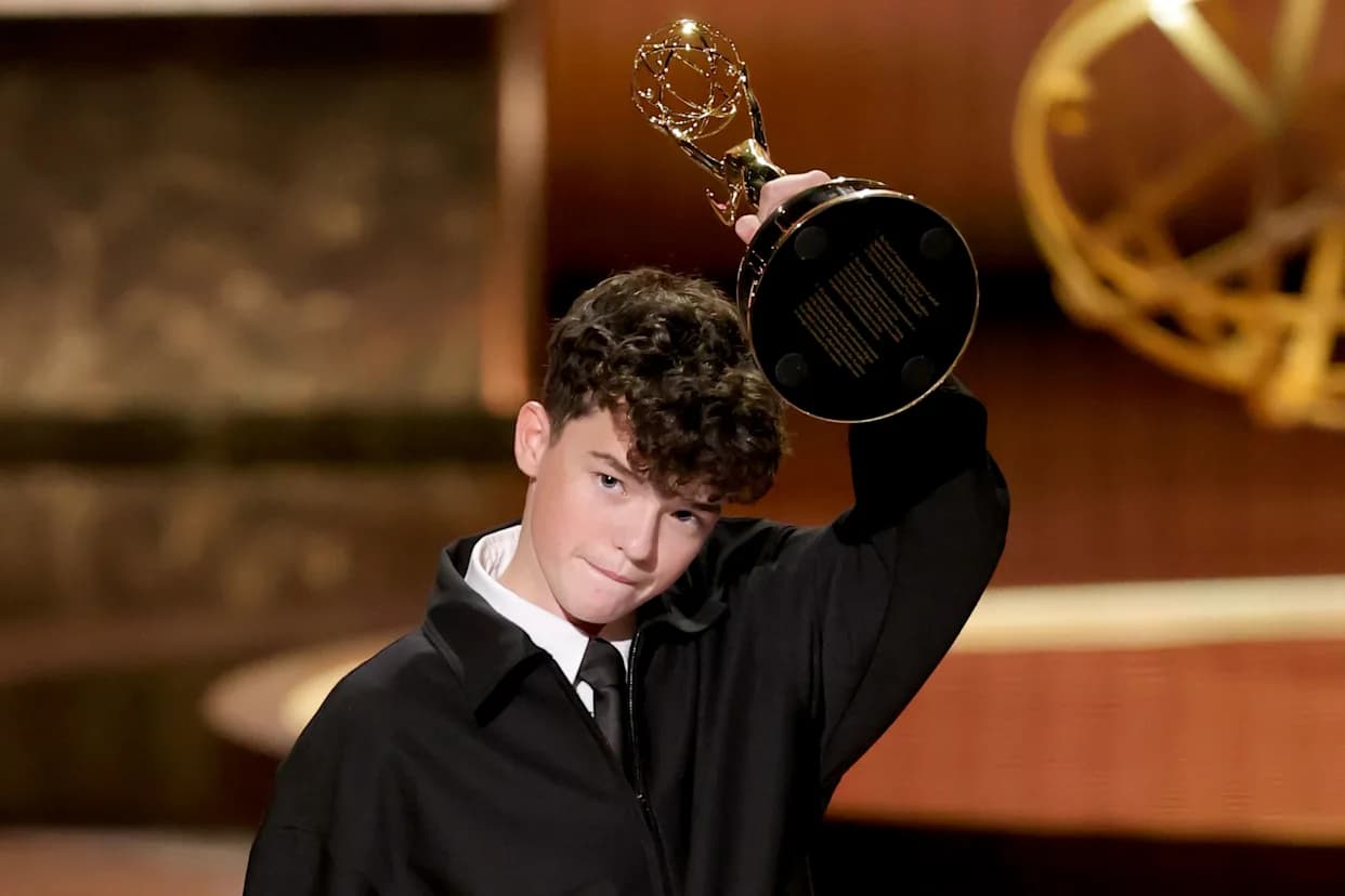 Owen Cooper i "Adolescence' bëhet fituesi më i ri i çmimit Emmy