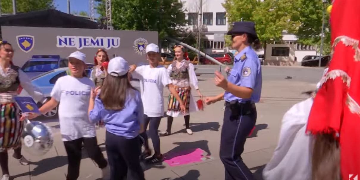 26 vjet nga themelimi, fëmijët, mysafirë në ditëlindjen e policisë (VIDEO)