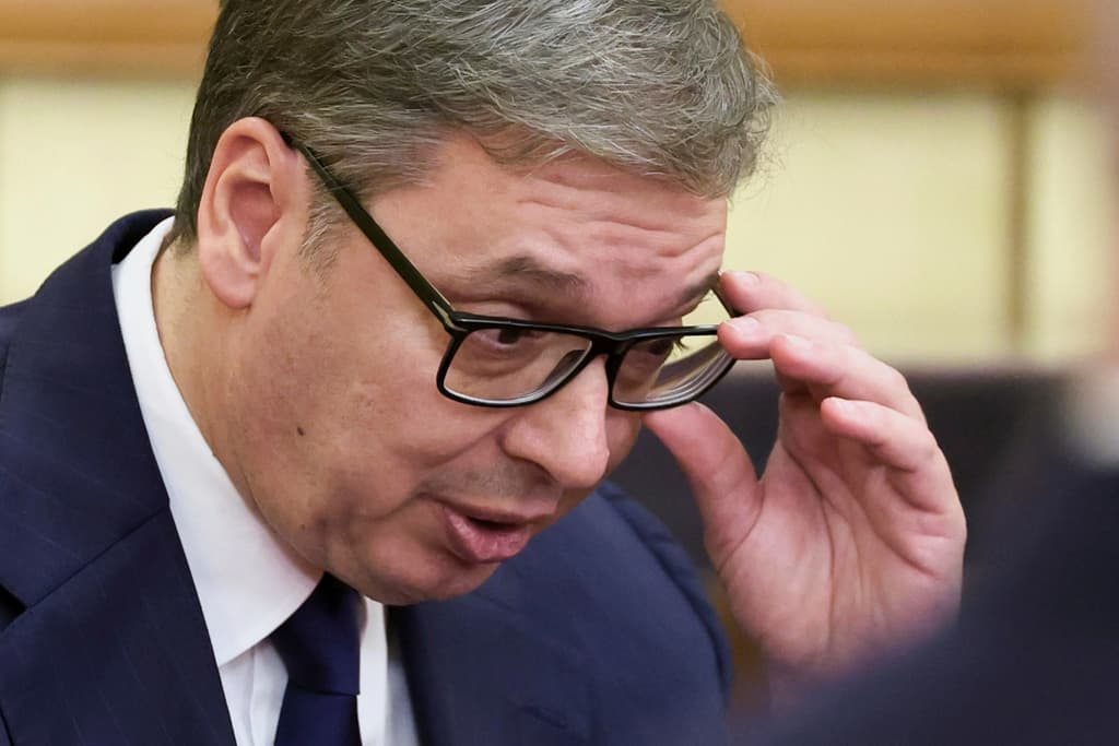Qeveria Kurti “lëshon pe” për serbët, Vuçiq: U shmang katastrofa e ndonjë konflikti