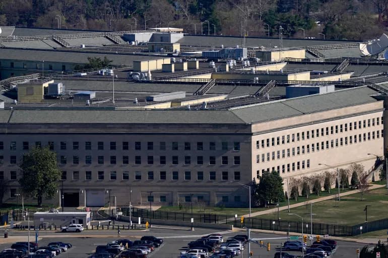 Mediat amerikane refuzojnë rregullat e reja të Pentagonit për raportimin