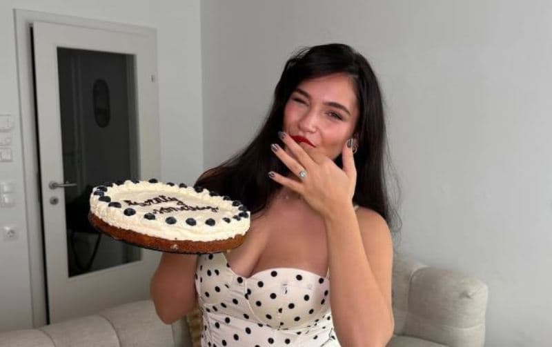 Alisa Maloku feston ditëlindjen e parë si nënë (VIDEO)