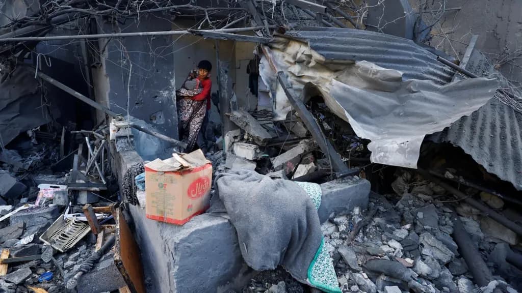 Ministria e Shëndetësisë në Gaza: Sulmet izraelite vranë 104 persona