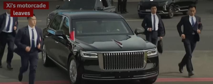 Truprojat vrapojnë pas limuzinës - siguria e Xi Jinping në Korenë e Jugut, ku takoi Trumpin