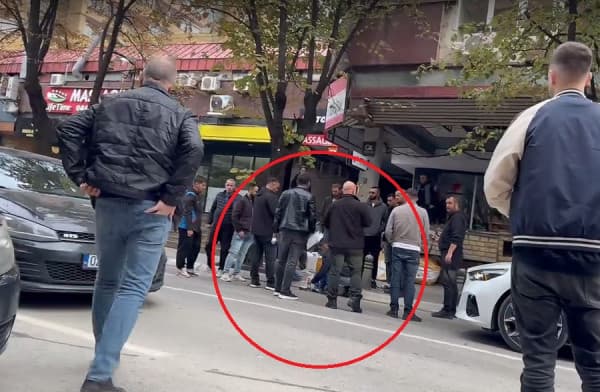 Vetura dyshohet se ka goditur një fëmijë në Prishtinë