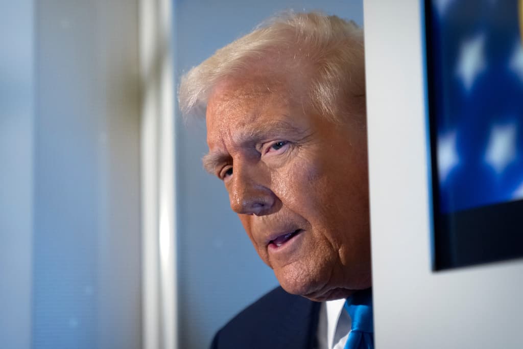 Trump heq dorë nga kërcënimi për tarifa pas bisedimeve me NATO-n për Grenlandën