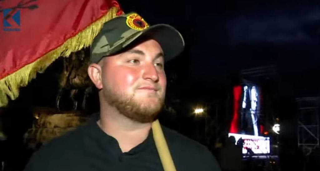 "Gjithmonë për çlirimtarët, kudo dhe kurdoherë”, thotë qytetari që shkoi nga Prizreni në Tiranë (VIDEO)