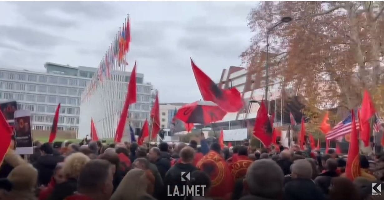 Protesta e veteranëve në Strasburg - aty ku nisi padrejtësia (VIDEO)