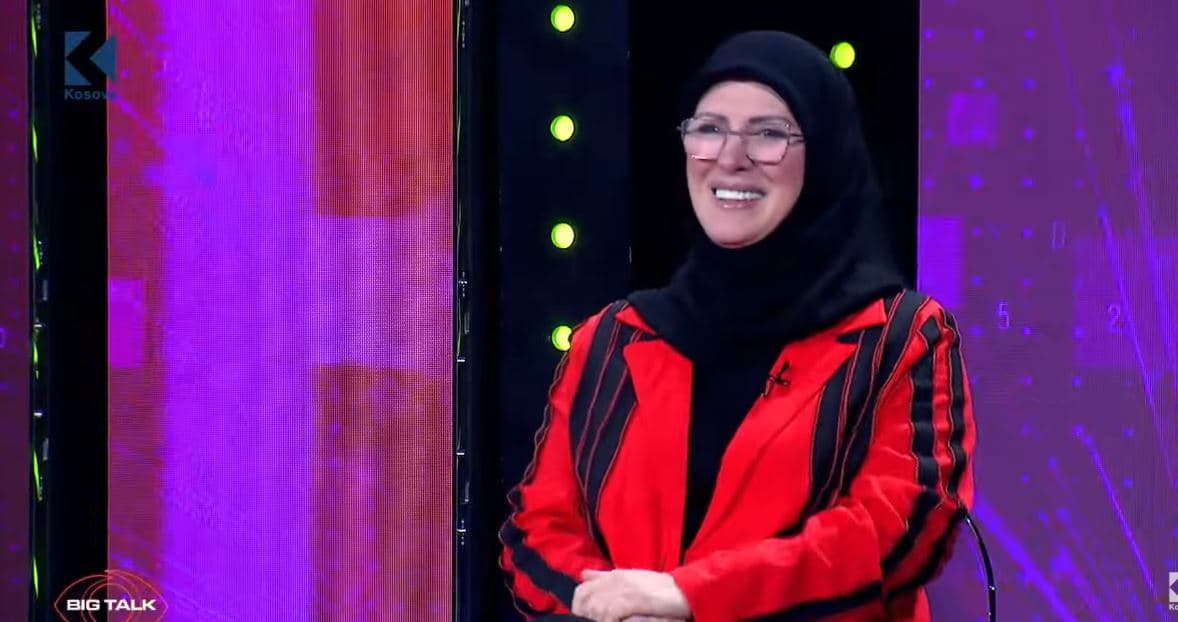 Igballe Huduti “msitënon” opinionistët, shprehet xheloze ndaj Xhenetës (VIDEO)