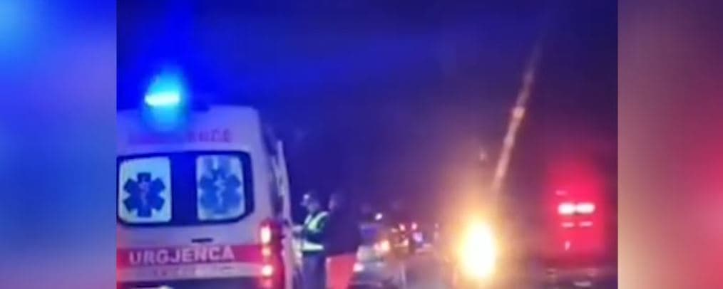 Aksident mes tetë automjeteve në autostradën Tiranë-Elbasan