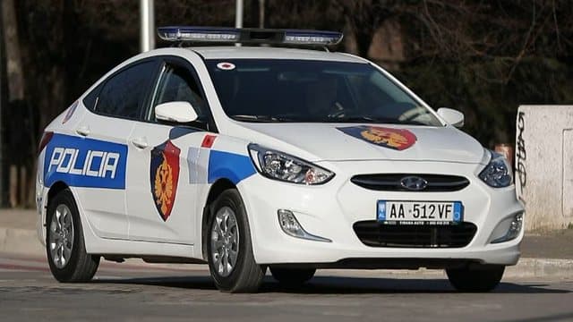 Kamioni përplas për vdekje një person në Cërrik të Shqipërisë