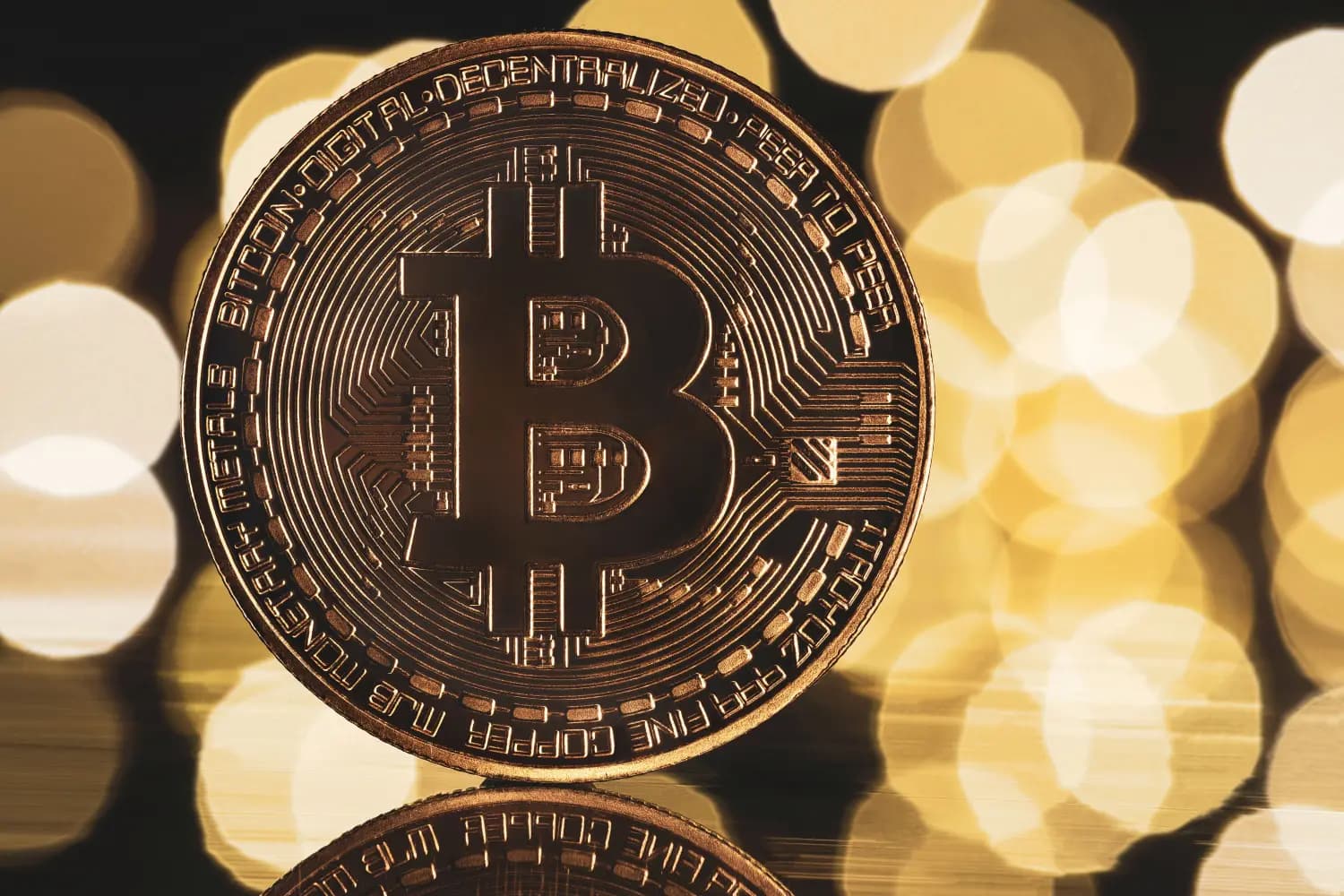 Bitcoin bie në nivelin më të ulët në gjashtë muajt e fundit