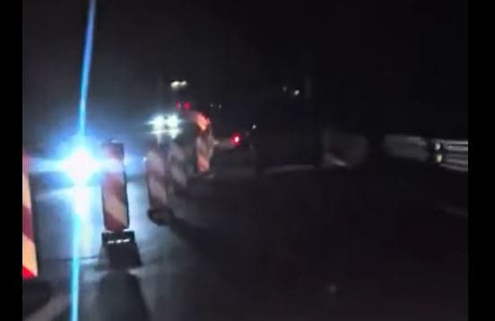 Kamioneta rrezikon trafikun, lëviz pa drita sinjalizuese në autostradën ‘Ibrahim Rugova’  (VIDEO)