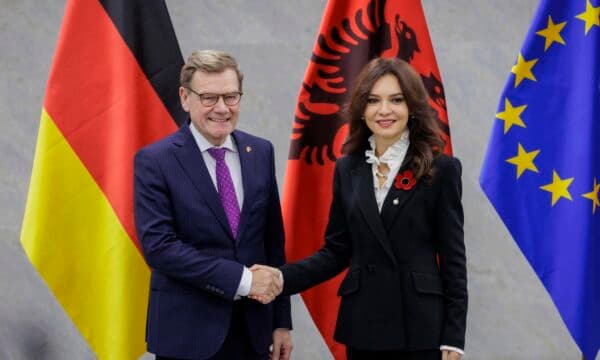 Pas vizitës në Shqipëri, kryediplomati gjerman thotë se asnjë vend s'është orientuar më fuqishëm drejt BE-së
