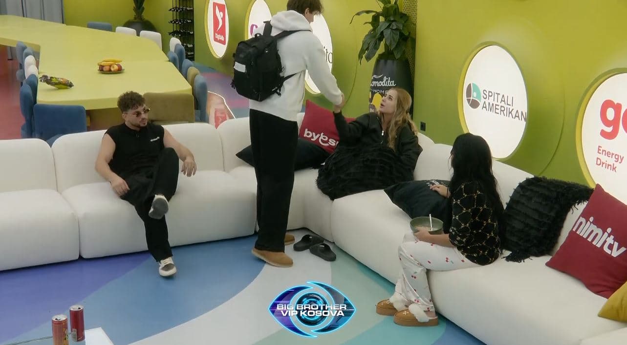 Klodiani “prank” banorëve, bën sikur po largohet nga shtëpia (VIDEO)