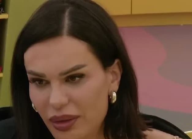 Linda për Edin: Njeriu i fundit që e mendoj para se të fle (VIDEO)