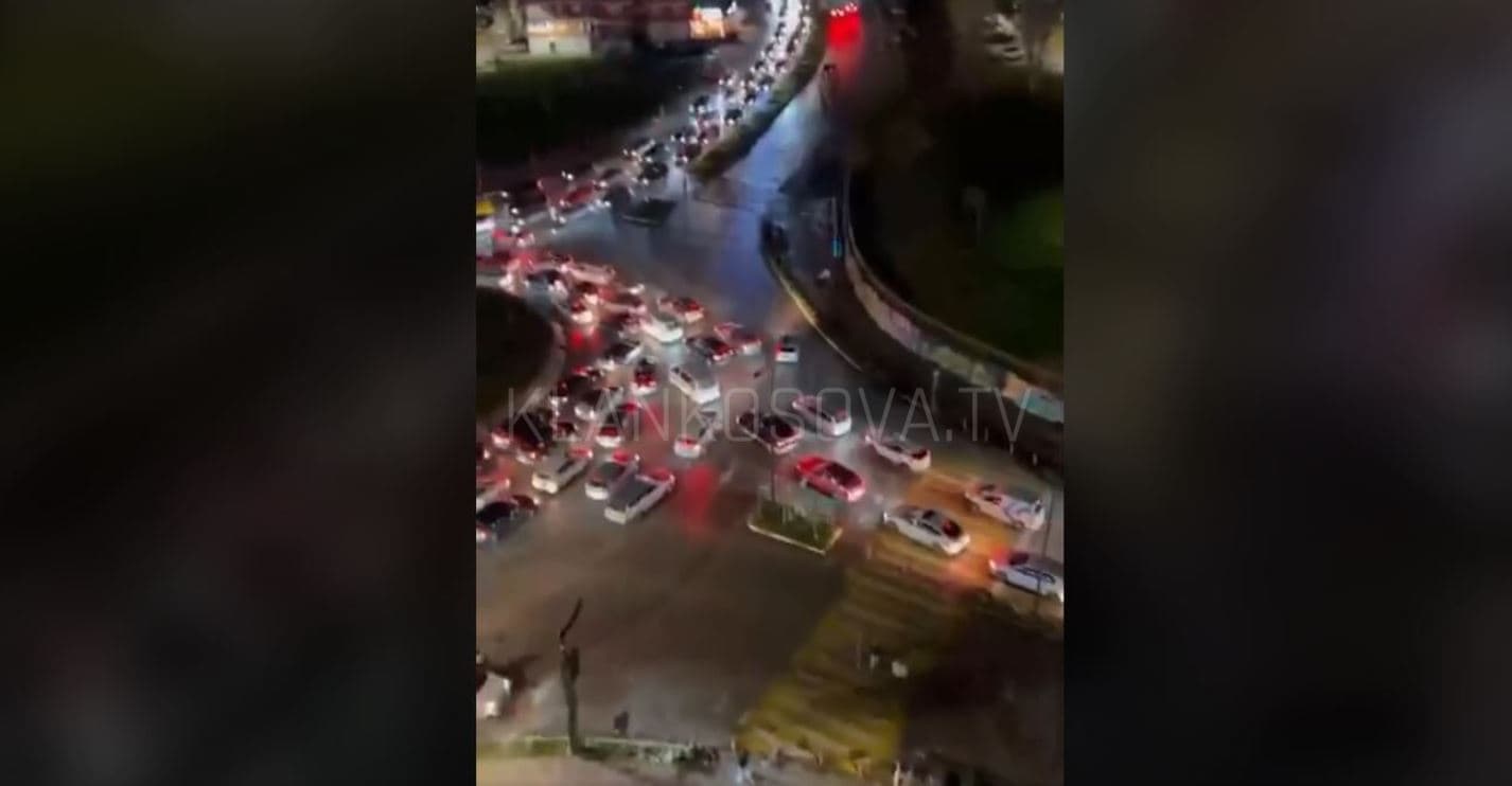 Kolona të mëdha, bllokohet "Rruga B" (VIDEO)