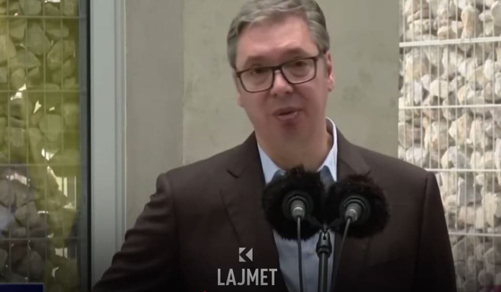“Safari i vrasësve”: Vuçiq snajperisti, “bëhet” kameraman? (VIDEO)