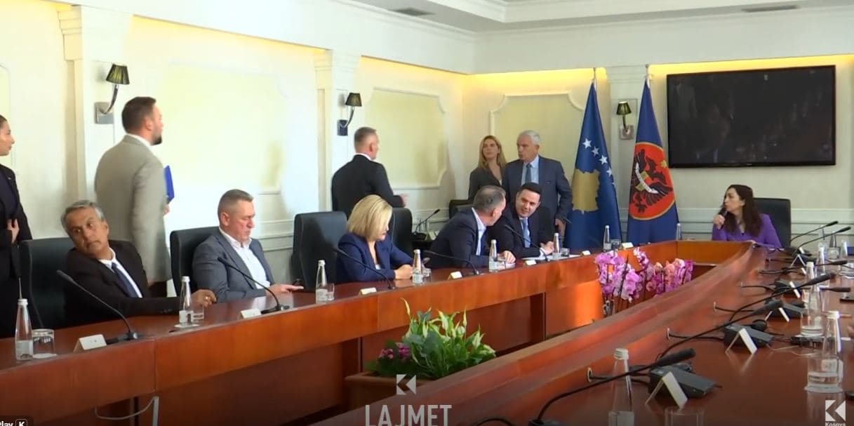 Zgjedhjet e jashtëzakonshme, pak hair prej koalicioneve partiake (VIDEO)