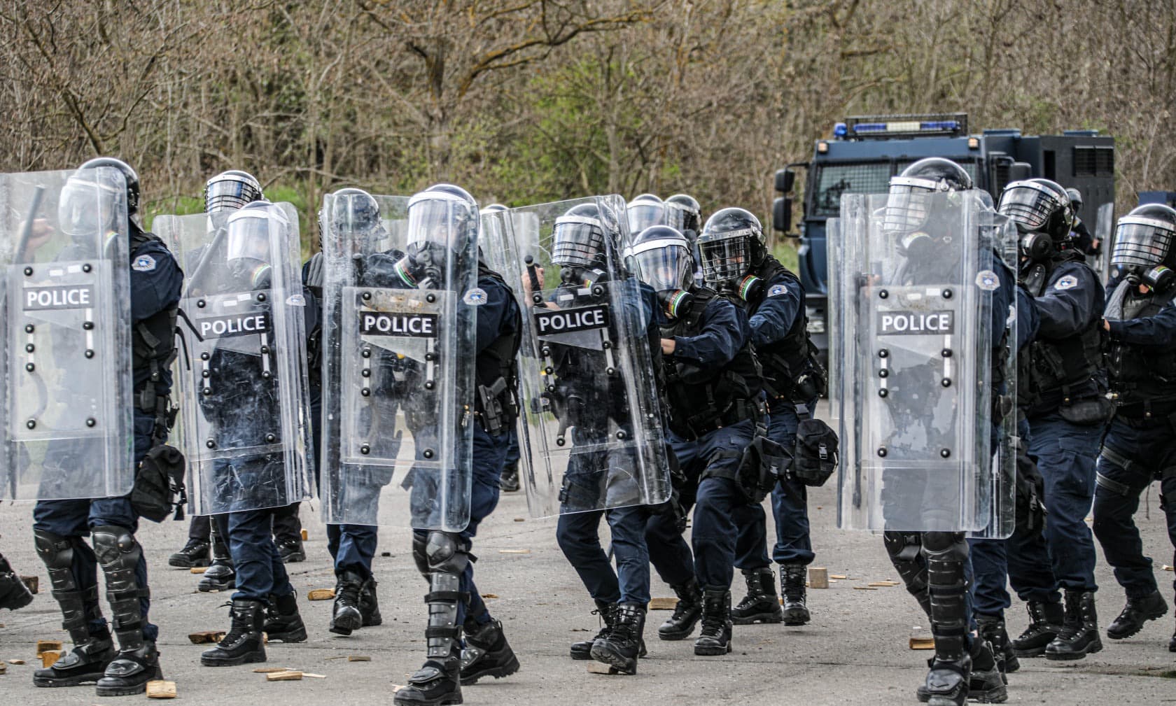 Policia e Kosovës në bashkëpunim me OSBE-në certifikon 18 instruktorë si ekspert për armë zjarri