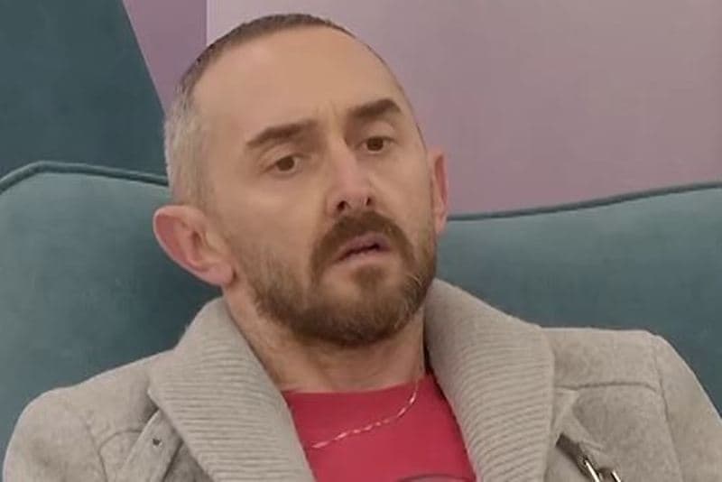 Arditi nervozohet me Albën: Flokë në kry s’ki sa kam unë mend (VIDEO)