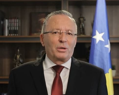 Hamza: Kushtetuta, themeli i shtetit të drejtë dhe të barabartë