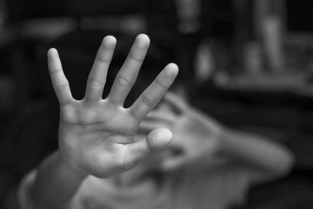 E rëndë: 13-vjeçari dyshohet se u dhunua nga një 17-vjeçar në Ferizaj