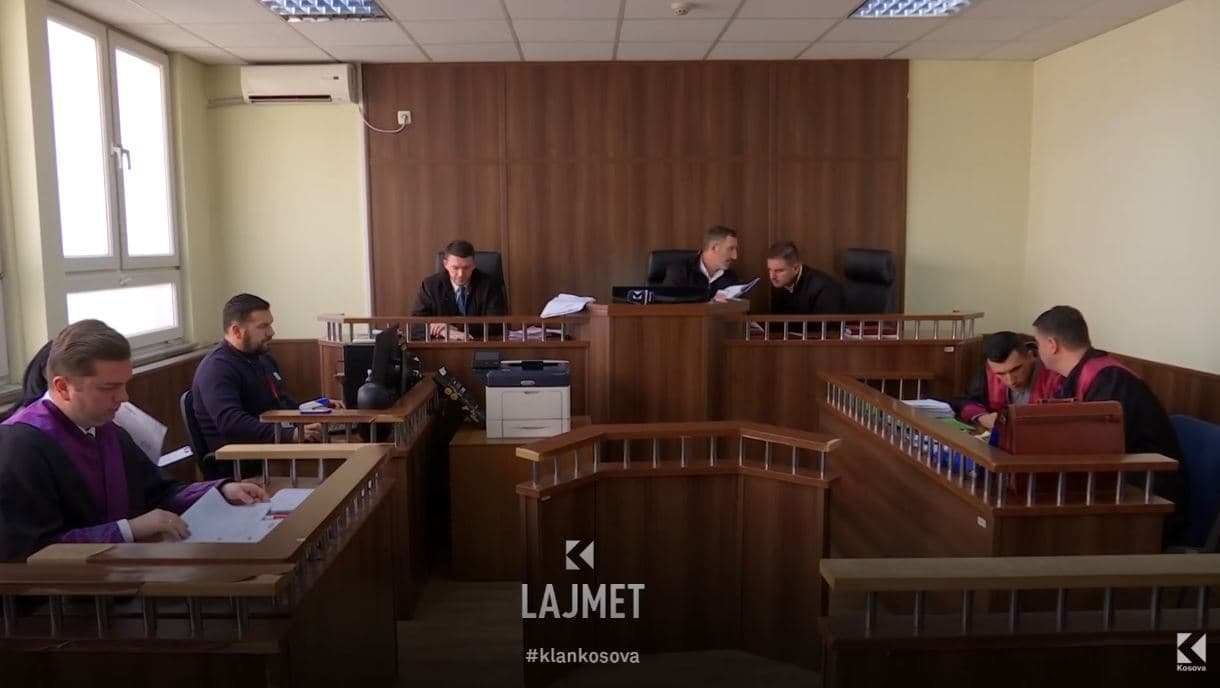 Tentim-vrasja në Pejë: Vëllezërit në gjyq me dhëndrin që u përpoqën ta vrisnin (VIDEO)