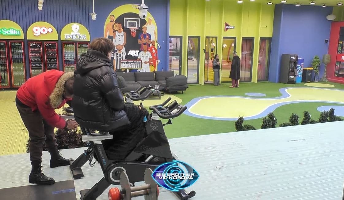 Edi i ashpër ndaj Londrimit: Ke mbet si qeni në rrush! (VIDEO)
