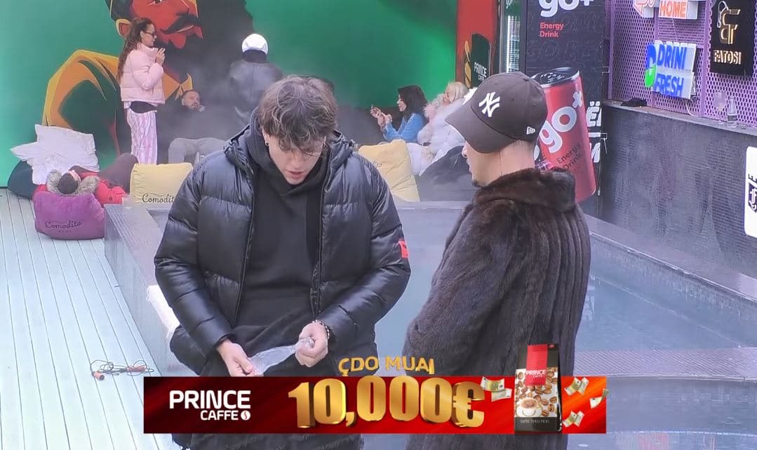 Klodi i kthehet kundër Londrimit: Njeri i poshtër... (VIDEO)