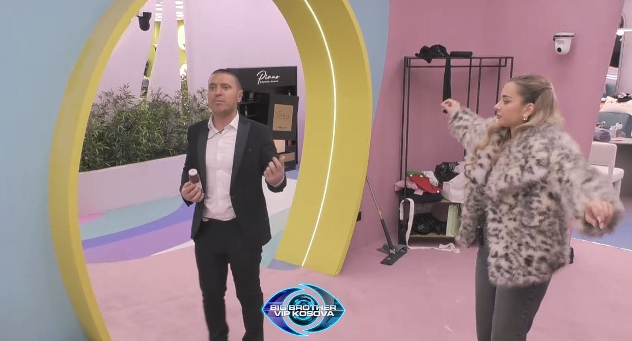 “Këtu mundesh me rrejt, por publiku i di gjërat”, Labi i ashpër me Elijonën (VIDEO)