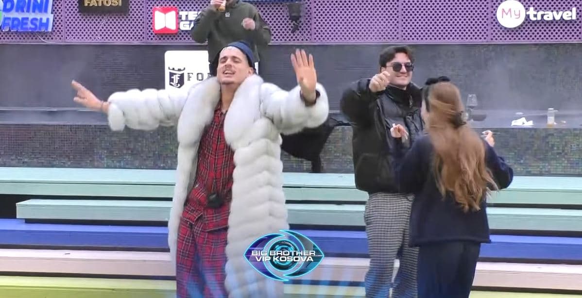 Londrimi “çmendet” pas këngës së Remzije Osmanit (VIDEO)