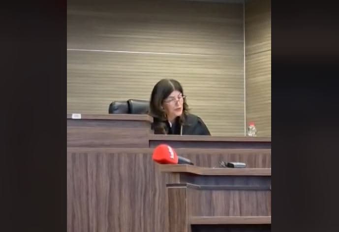 Në Supreme nis shqyrtimi i rastit të Dardan Krivaqës